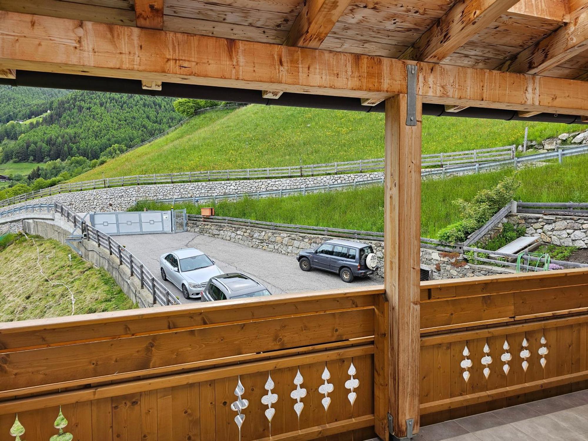 Alpenblick Lodge Tscholl Мартелло Екстер'єр фото